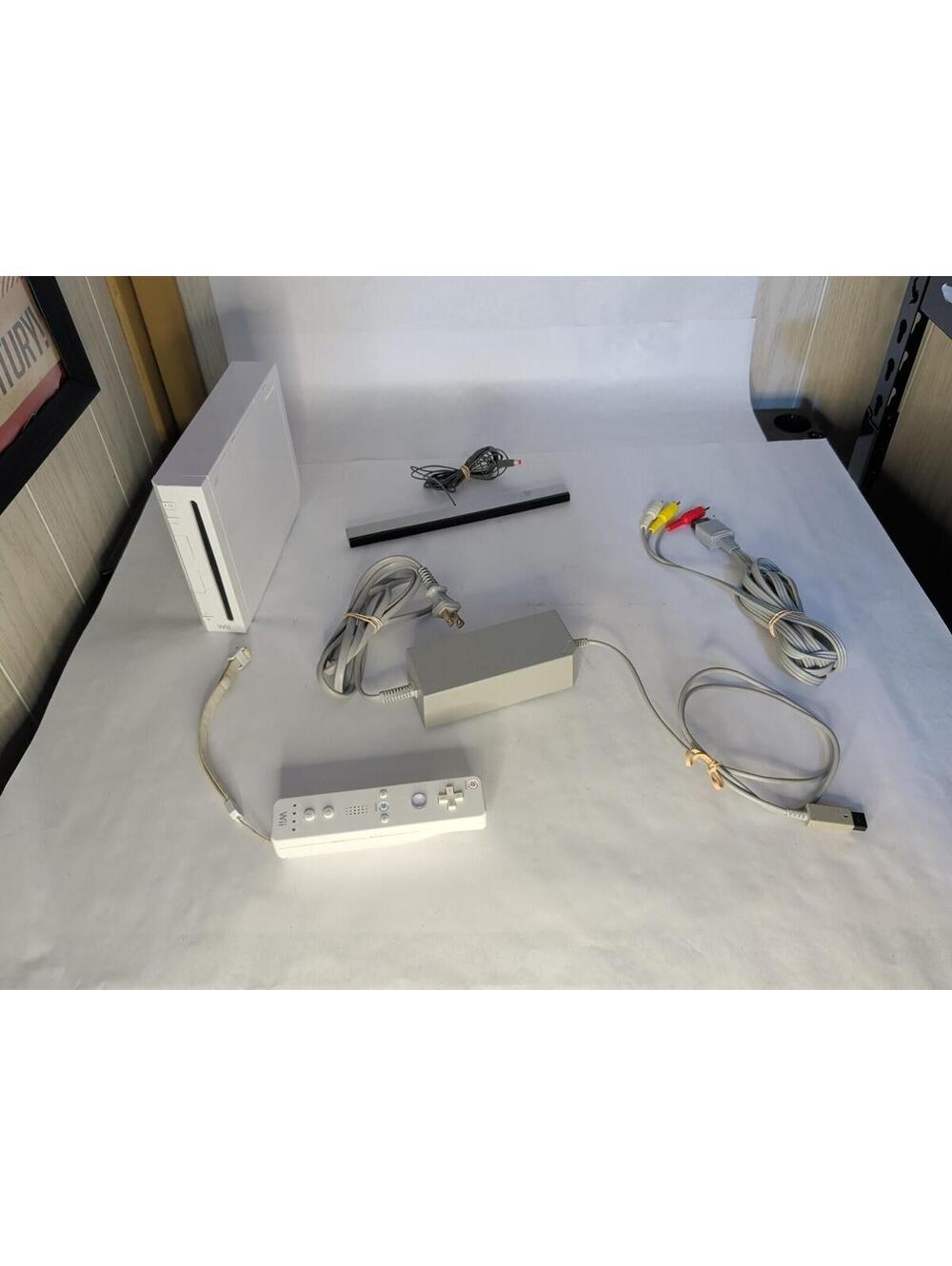 Nintendo Wii RVL-001 GameCube Compatible Console Wii Bundle (TESTED) White Ver